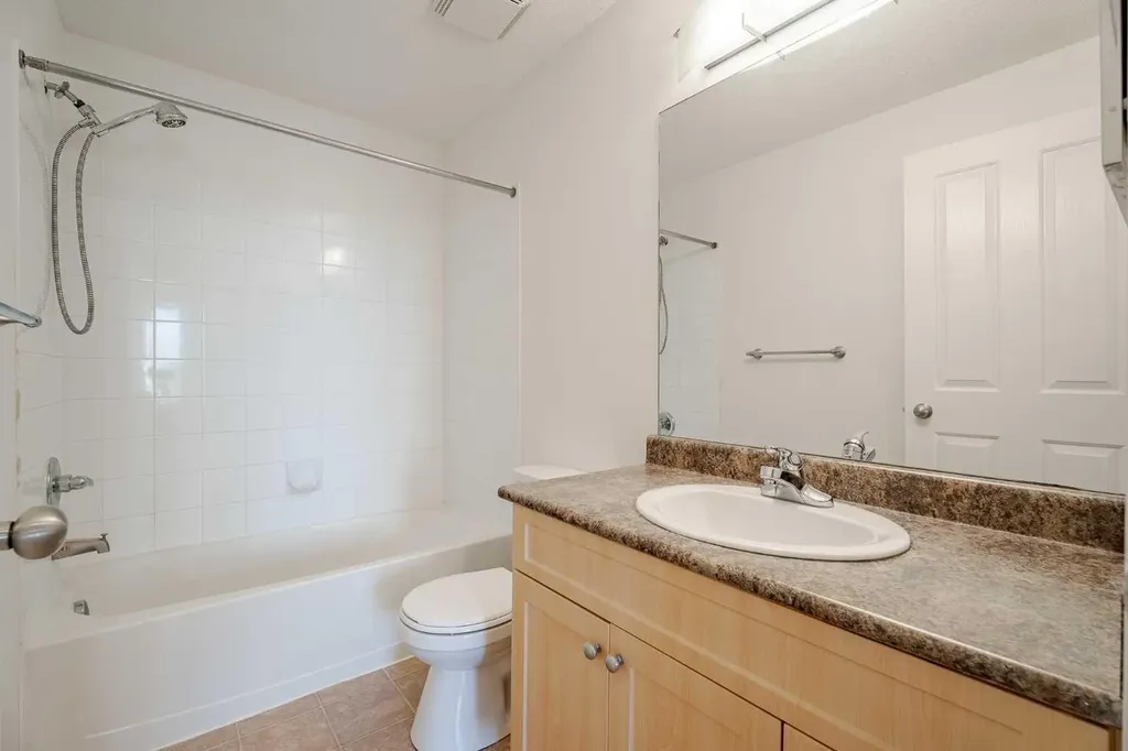 333 Taravista Drive NE Calgary AB T3J 0H3