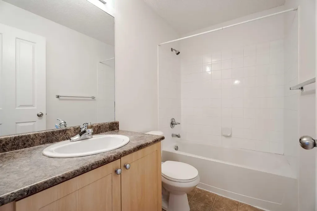 333 Taravista Drive NE Calgary AB T3J 0H3