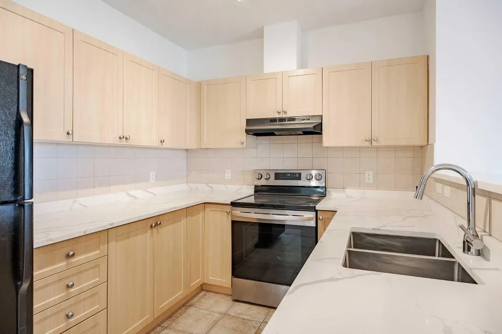 333 Taravista Drive NE Calgary AB T3J 0H3