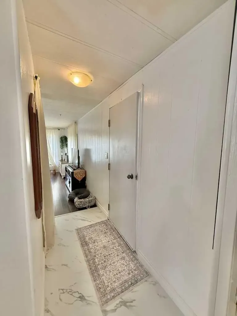 133 Jarvis Street Hinton AB T7V1R6