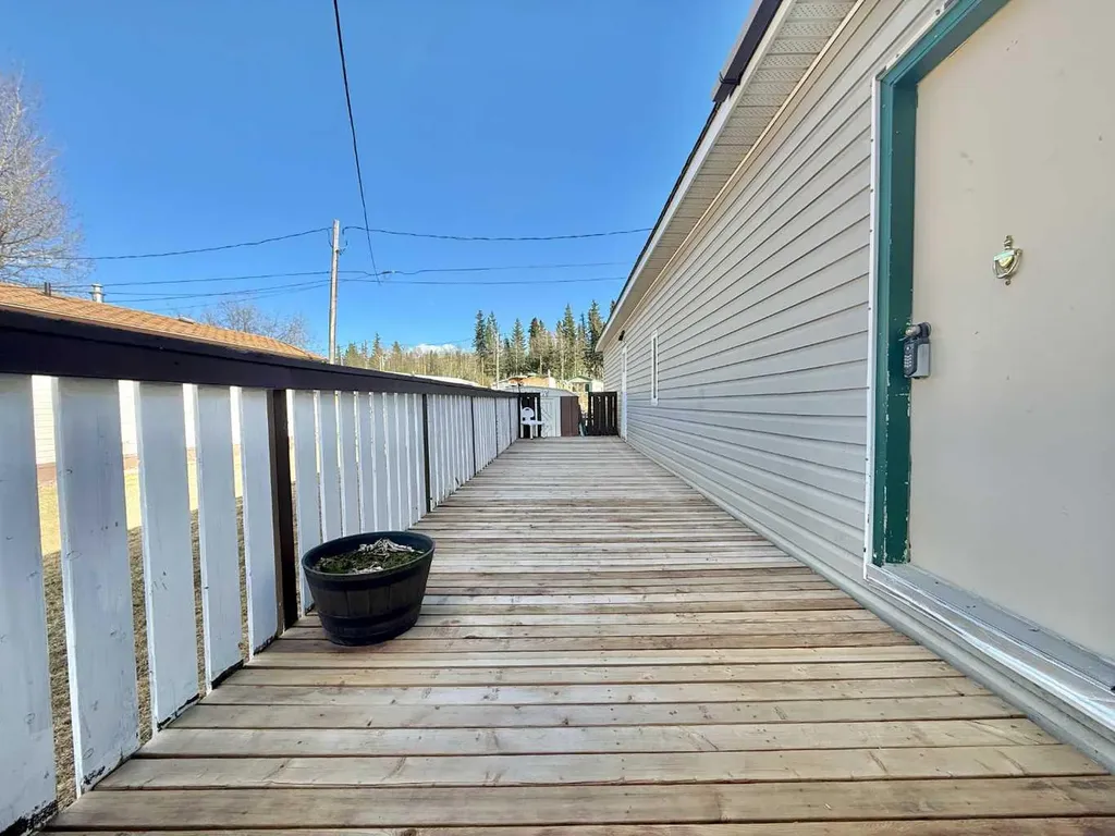 133 Jarvis Street Hinton AB T7V1R6