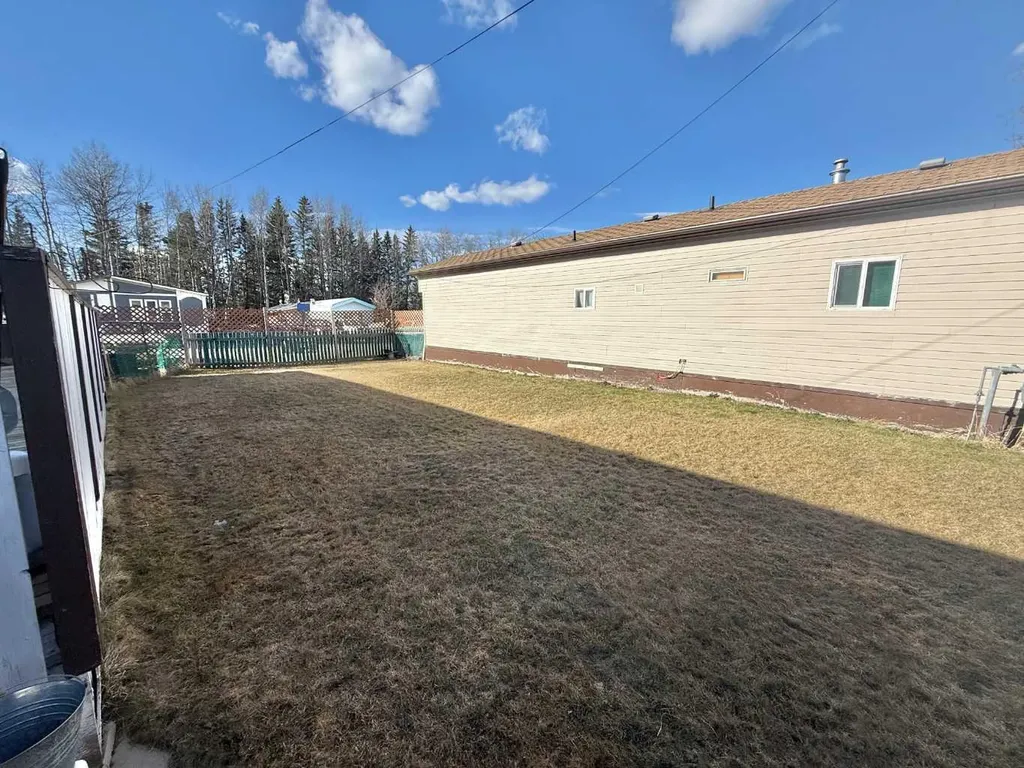 133 Jarvis Street Hinton AB T7V1R6