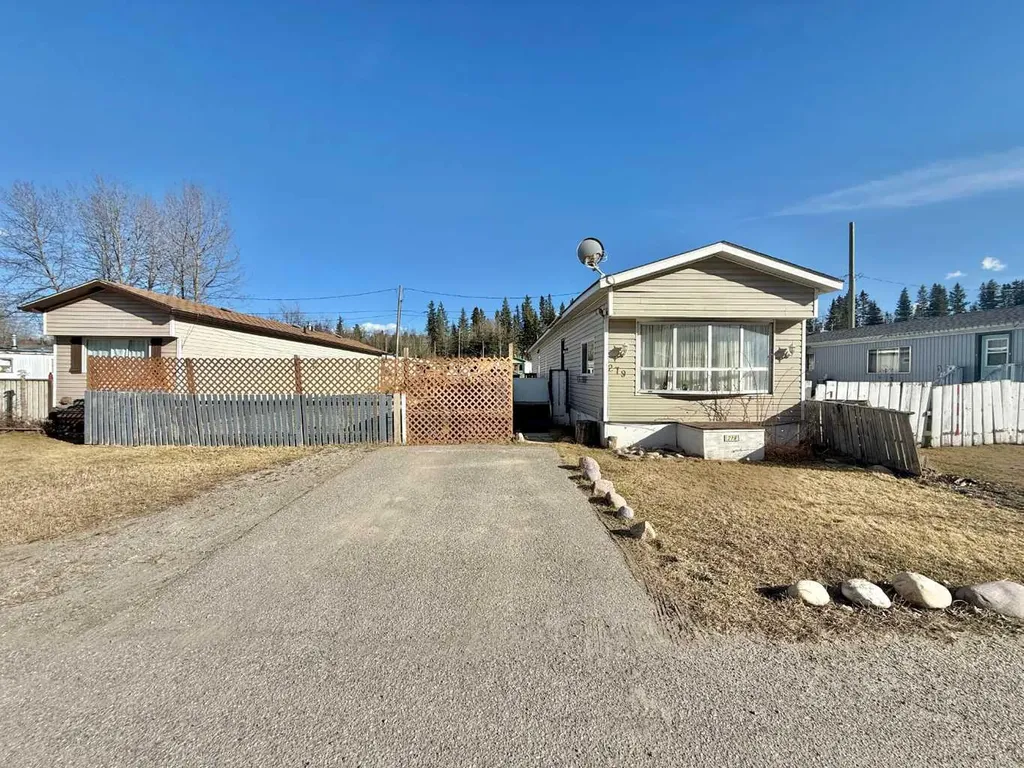 133 Jarvis Street Hinton AB T7V1R6