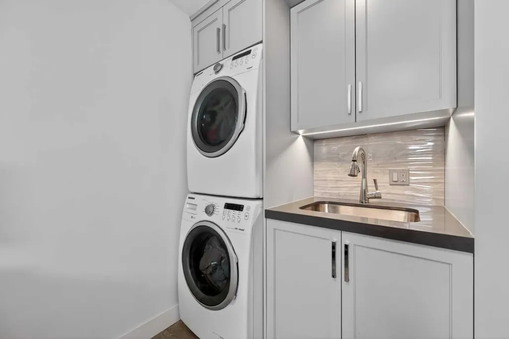 1423 18 Street NE Calgary AB T2V 4V8