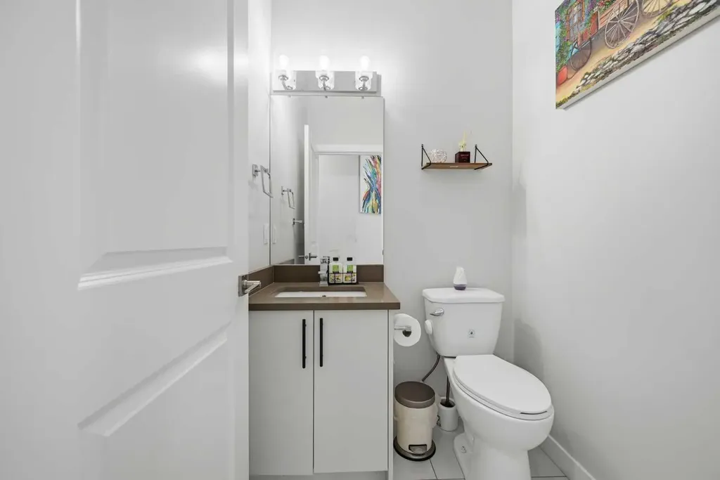 82 Legacy Glen Terrace SE Calgary AB T2X 3Y8