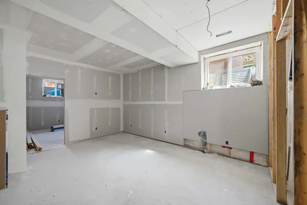 82 Legacy Glen Terrace SE Calgary AB T2X 3Y8