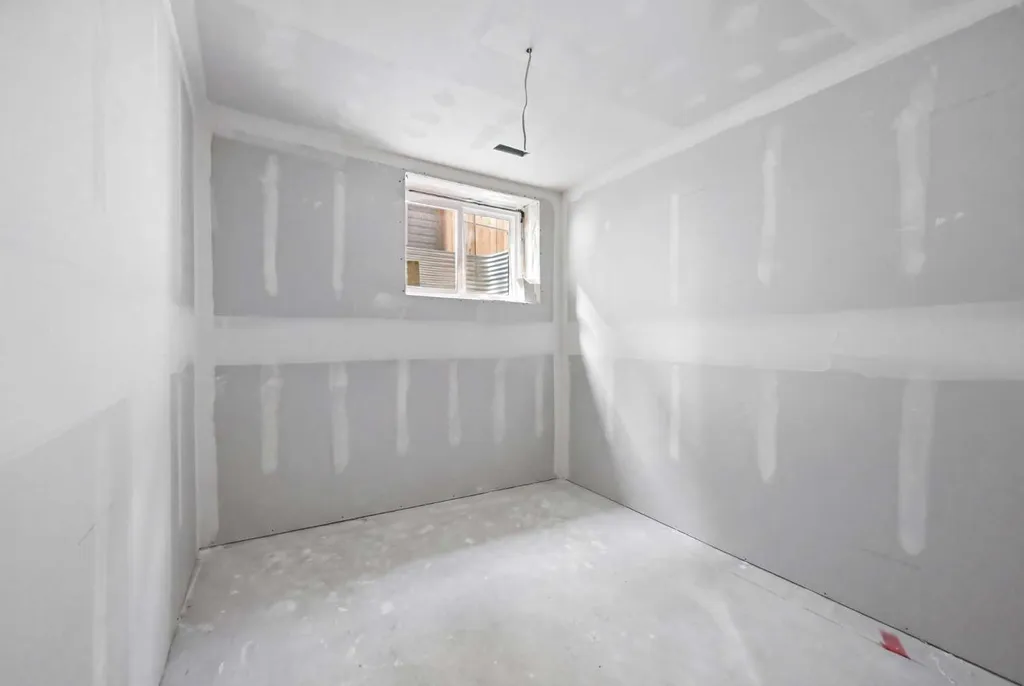 82 Legacy Glen Terrace SE Calgary AB T2X 3Y8