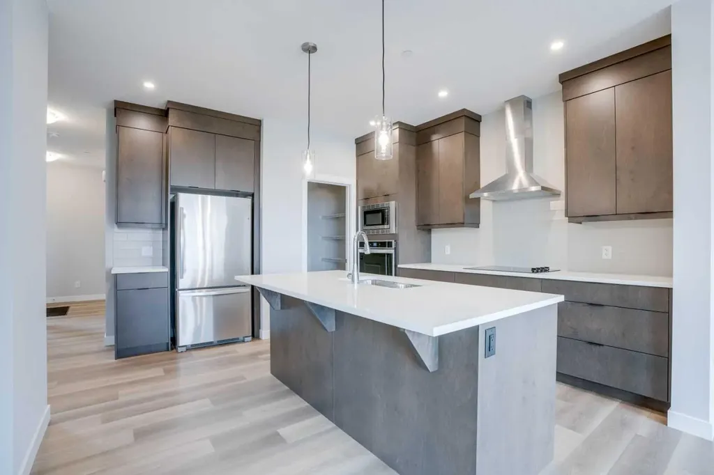 77 Calhoun Crescent NE Calgary AB T3P1X9