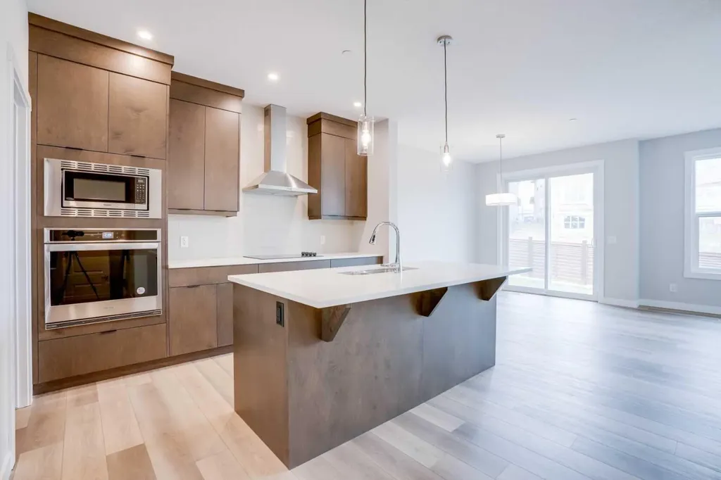 77 Calhoun Crescent NE Calgary AB T3P1X9
