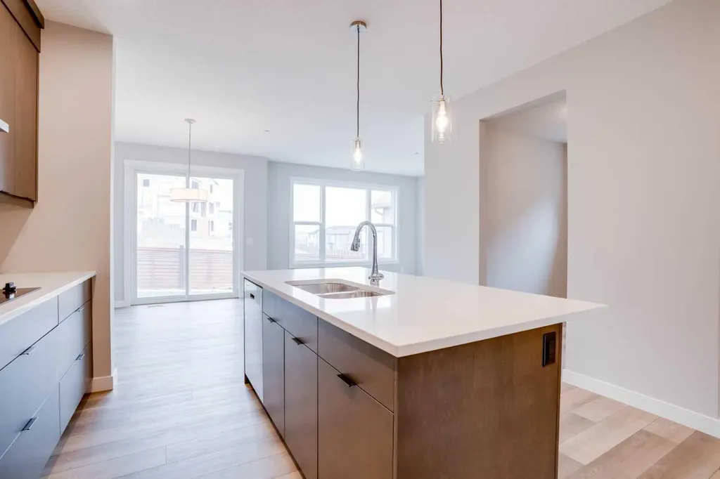 77 Calhoun Crescent NE Calgary AB T3P1X9