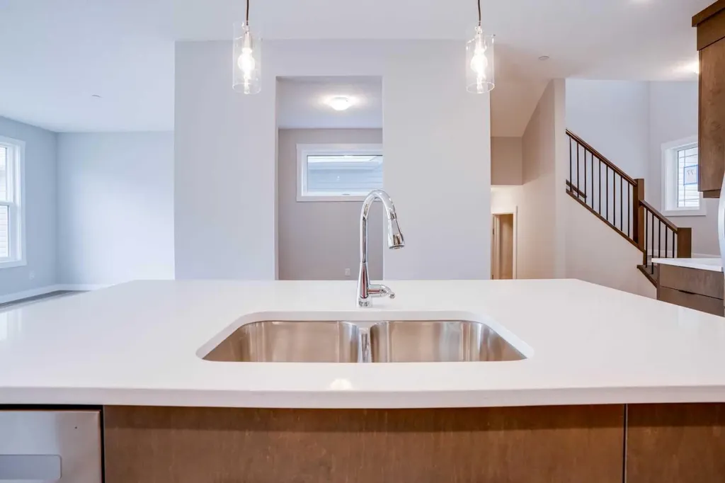 77 Calhoun Crescent NE Calgary AB T3P1X9