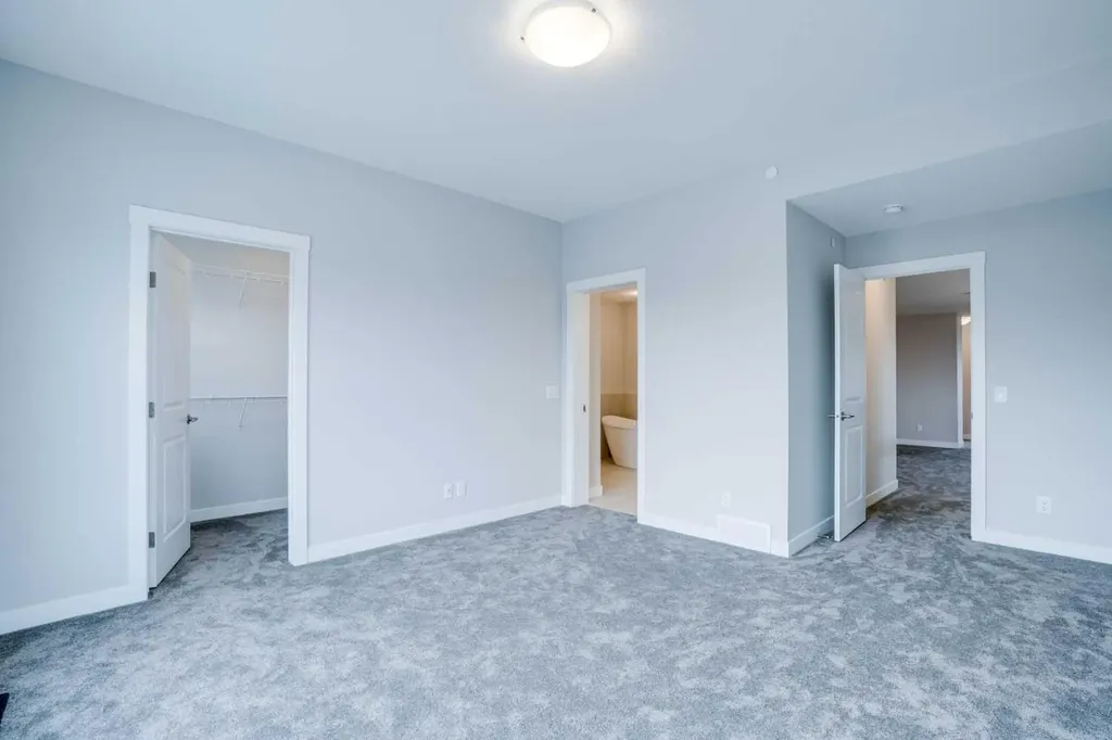 77 Calhoun Crescent NE Calgary AB T3P1X9
