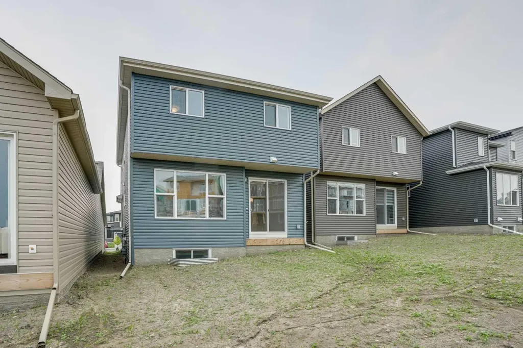 77 Calhoun Crescent NE Calgary AB T3P1X9