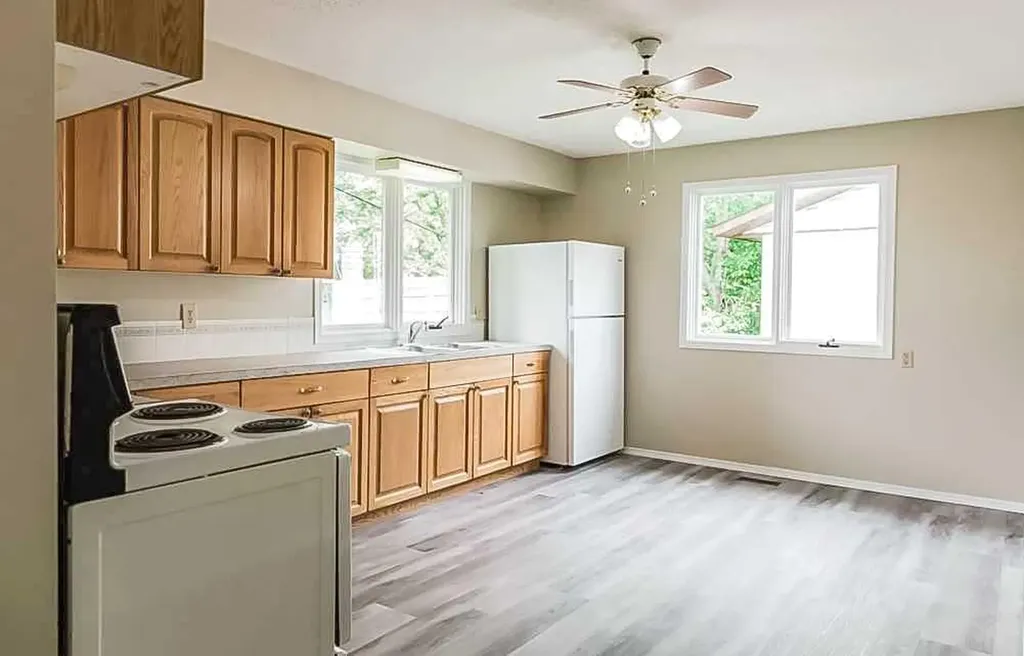 9616 91b Avenue Grande Prairie AB T8V 0H2