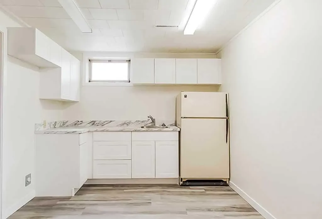9616 91b Avenue Grande Prairie AB T8V 0H2