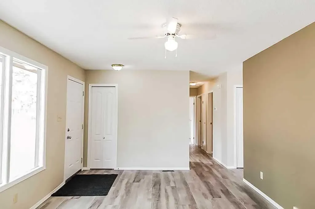 9616 91b Avenue Grande Prairie AB T8V 0H2