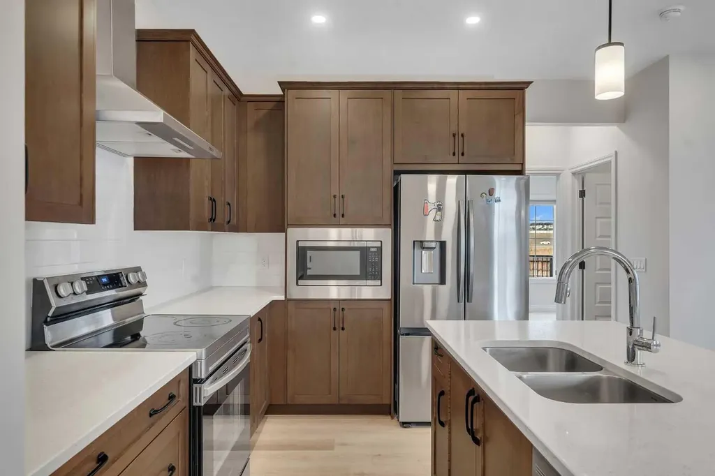 241 Homestead Terrace NE Calgary AB T3J 5R7