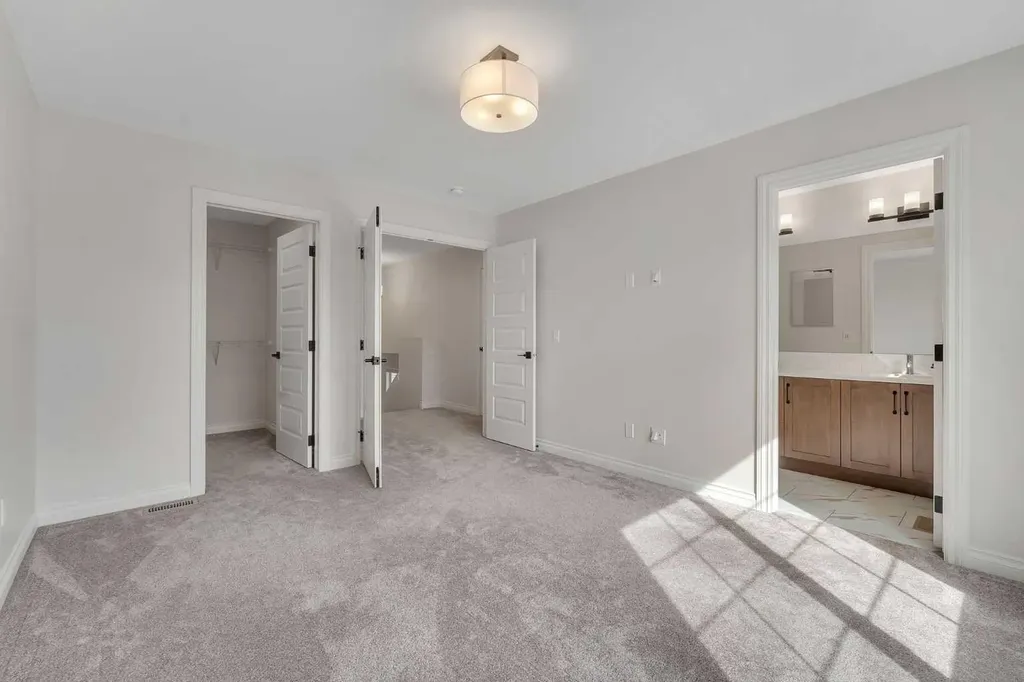 241 Homestead Terrace NE Calgary AB T3J 5R7