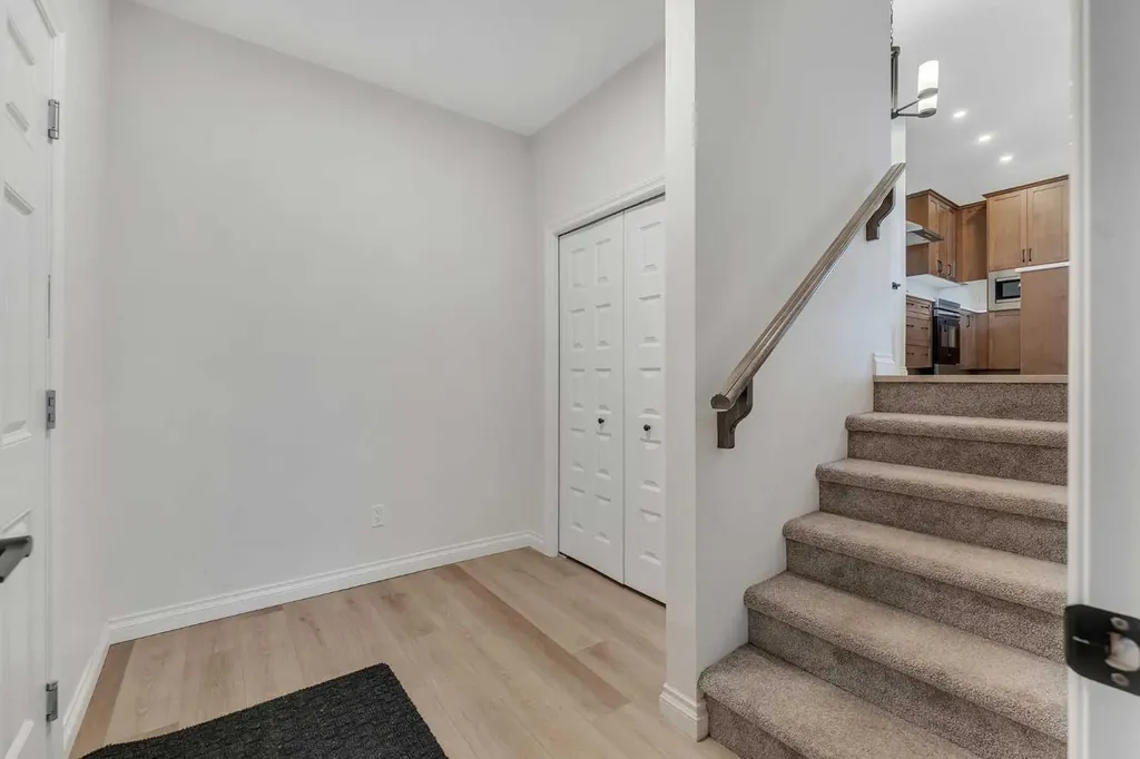 241 Homestead Terrace NE Calgary AB T3J 5R7