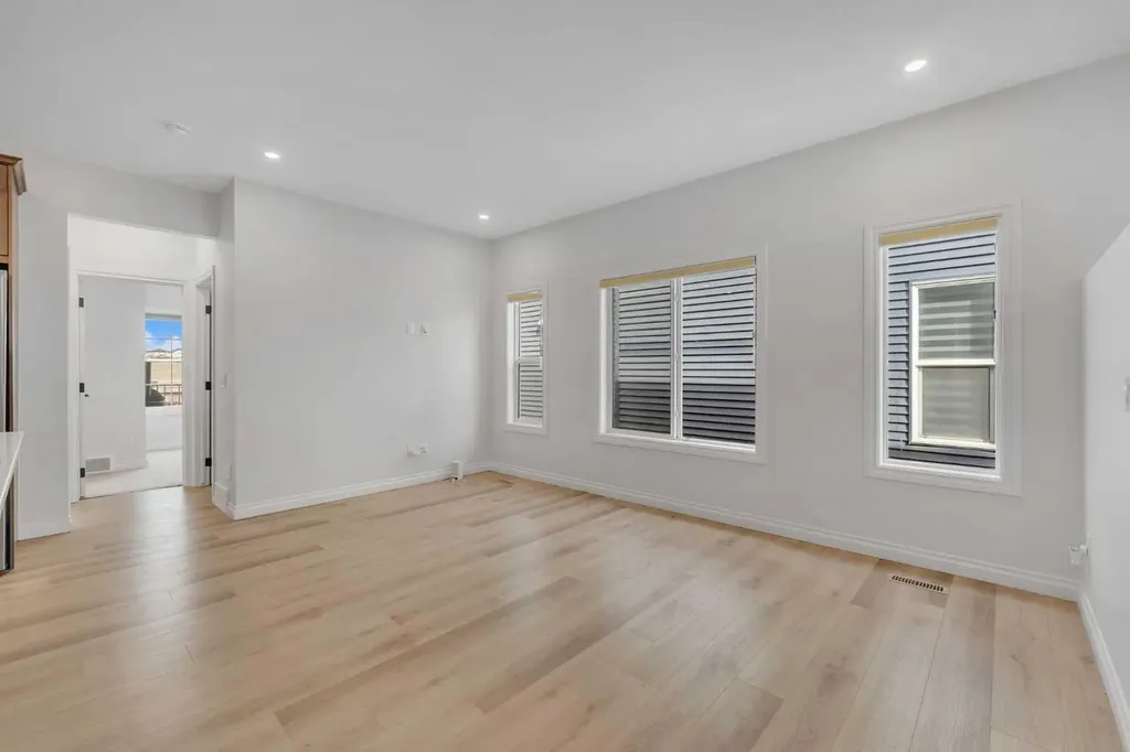 241 Homestead Terrace NE Calgary AB T3J 5R7