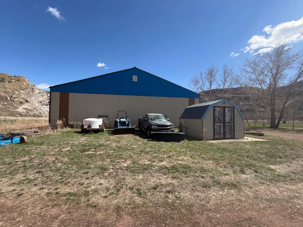 765 Excelsior Avenue Drumheller AB T0J0Y9