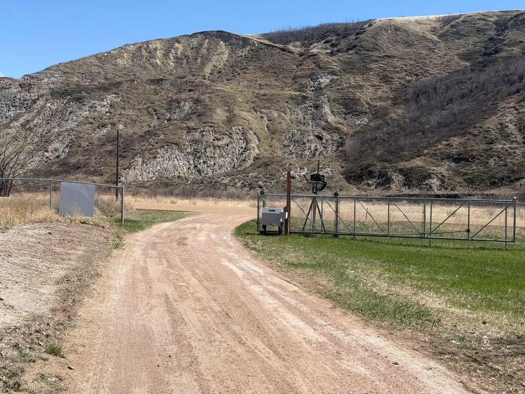765 Excelsior Avenue Drumheller AB T0J0Y9