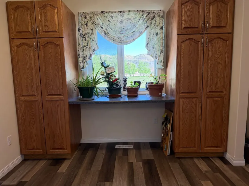 765 Excelsior Avenue Drumheller AB T0J0Y9