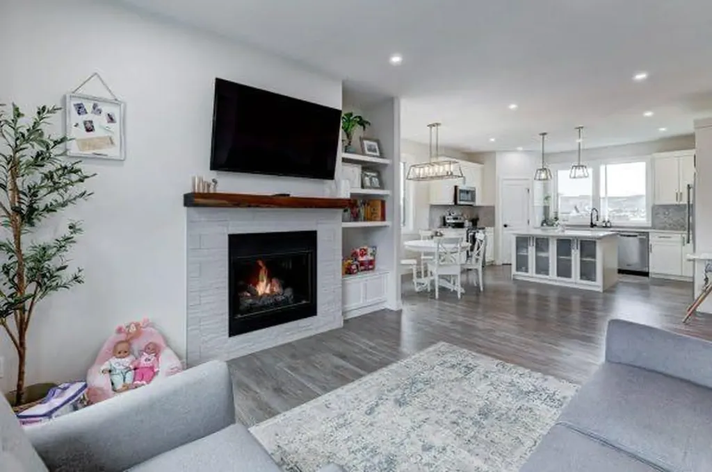 149 10 Avenue SE Drumheller AB T0J0Y6