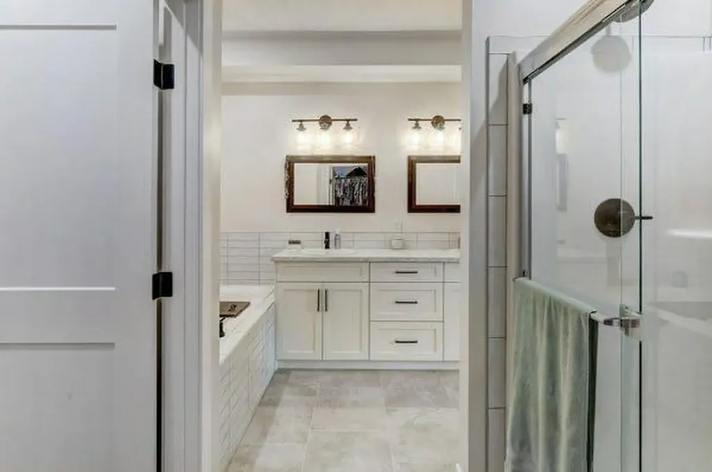 149 10 Avenue SE Drumheller AB T0J0Y6