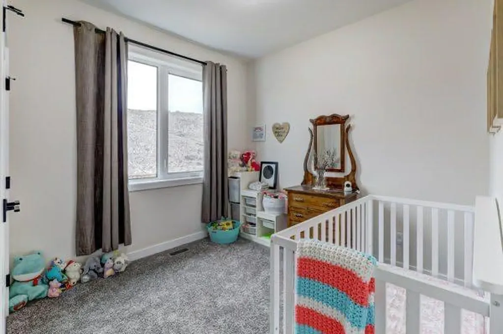149 10 Avenue SE Drumheller AB T0J0Y6