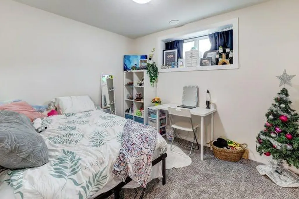149 10 Avenue SE Drumheller AB T0J0Y6