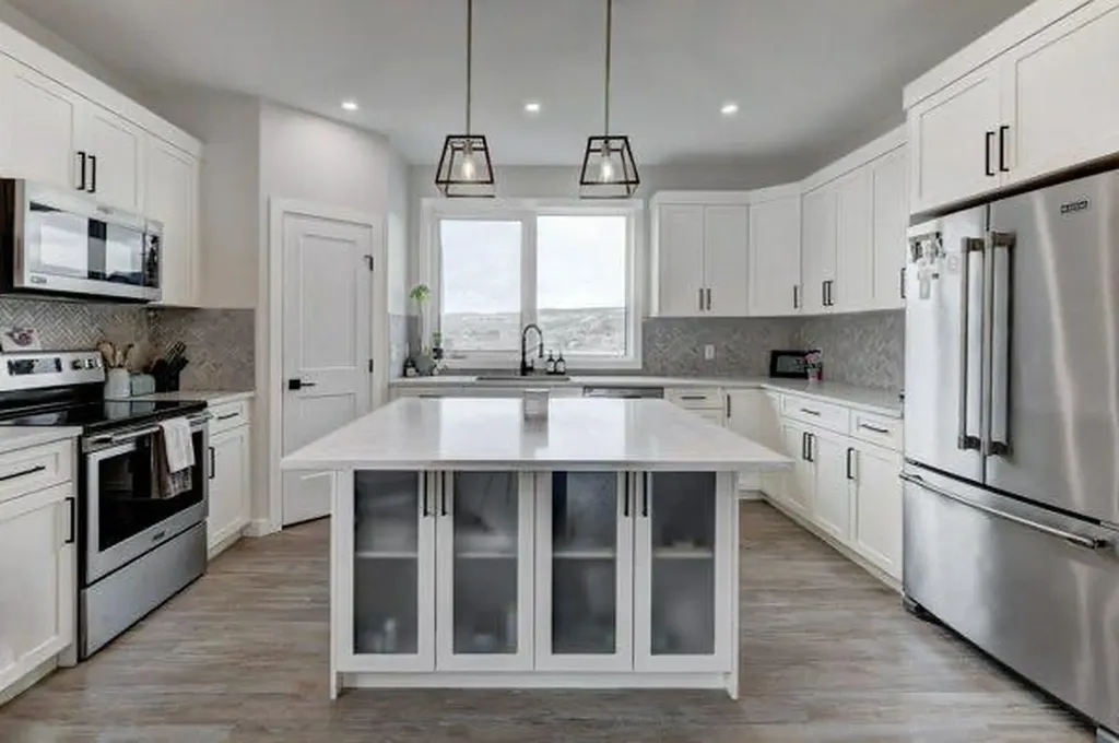 149 10 Avenue SE Drumheller AB T0J0Y6