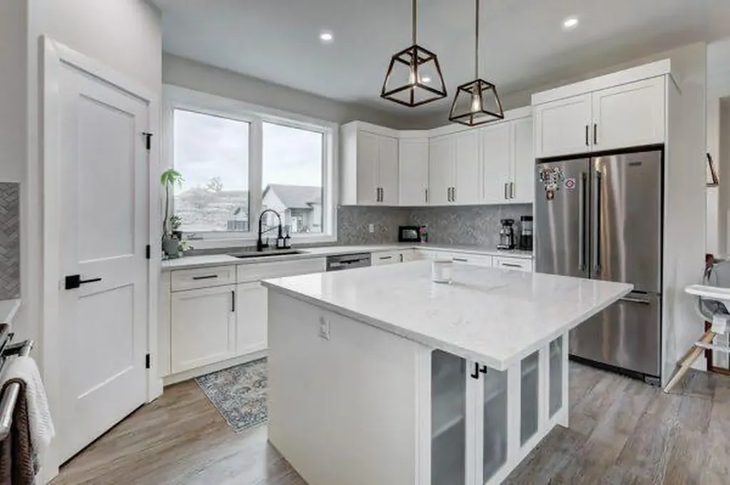 149 10 Avenue SE Drumheller AB T0J0Y6