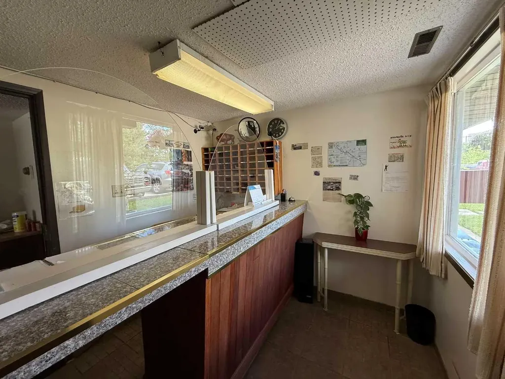 703 9 Highway S Drumheller AB T0J 0Y6