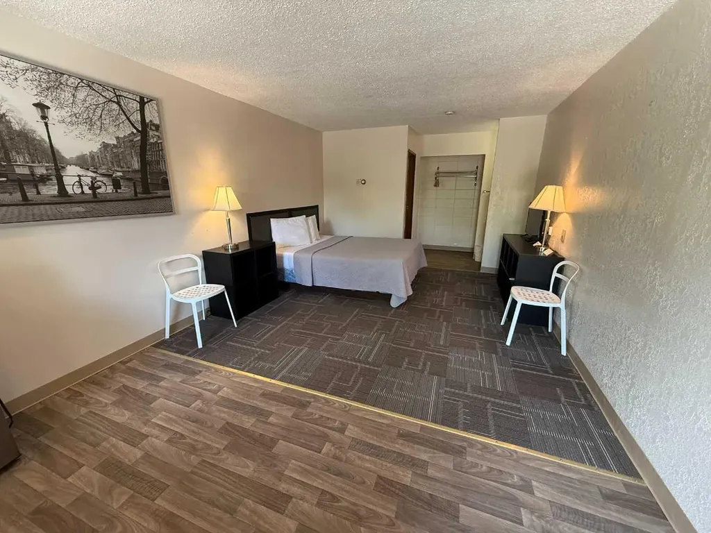 703 9 Highway S Drumheller AB T0J 0Y6