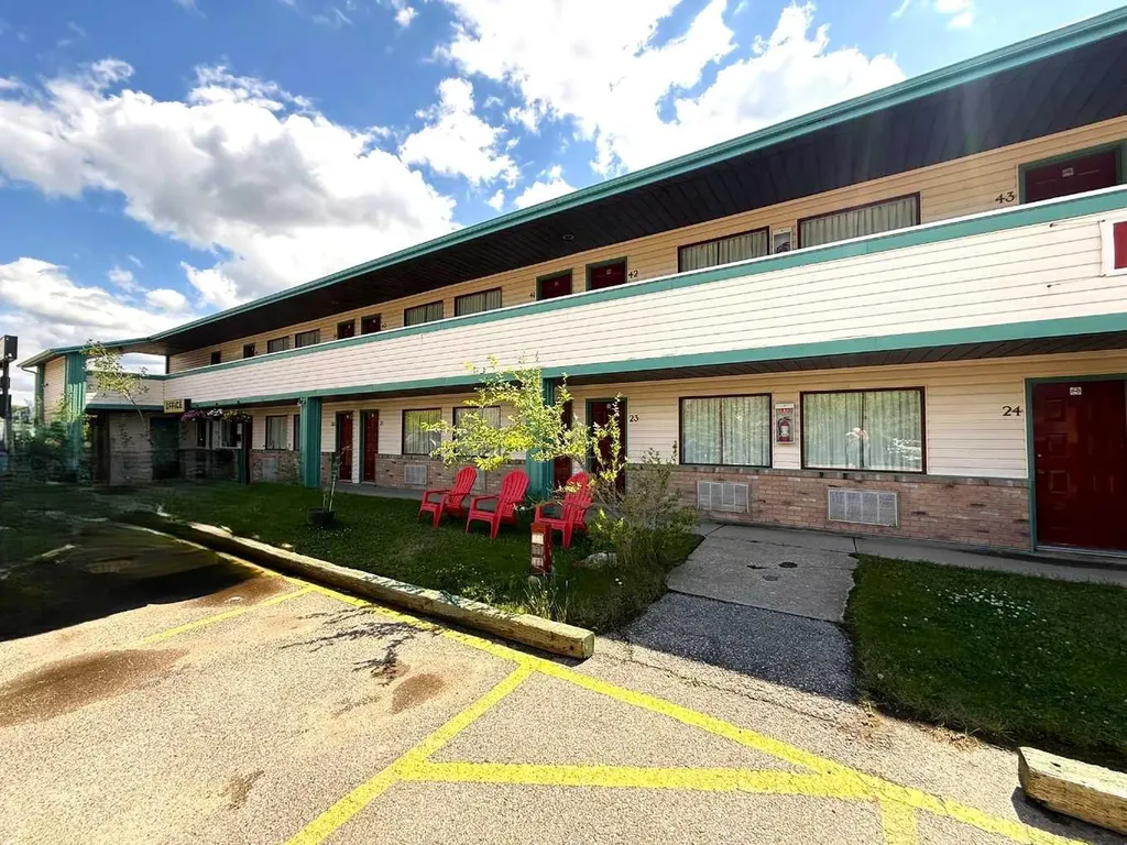 703 9 Highway S Drumheller AB T0J 0Y6