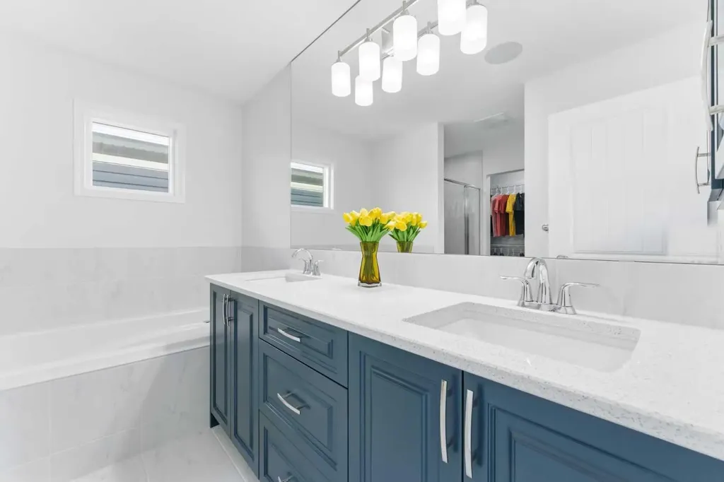 29 Belmont Terrace SW Calgary AB T2X 4H7