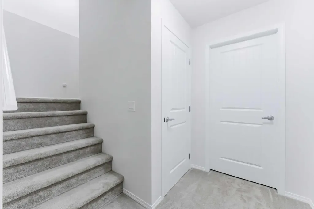 29 Belmont Terrace SW Calgary AB T2X 4H7