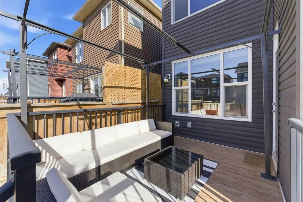 29 Belmont Terrace SW Calgary AB T2X 4H7