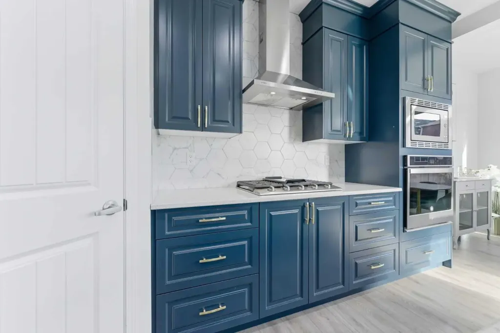 29 Belmont Terrace SW Calgary AB T2X 4H7