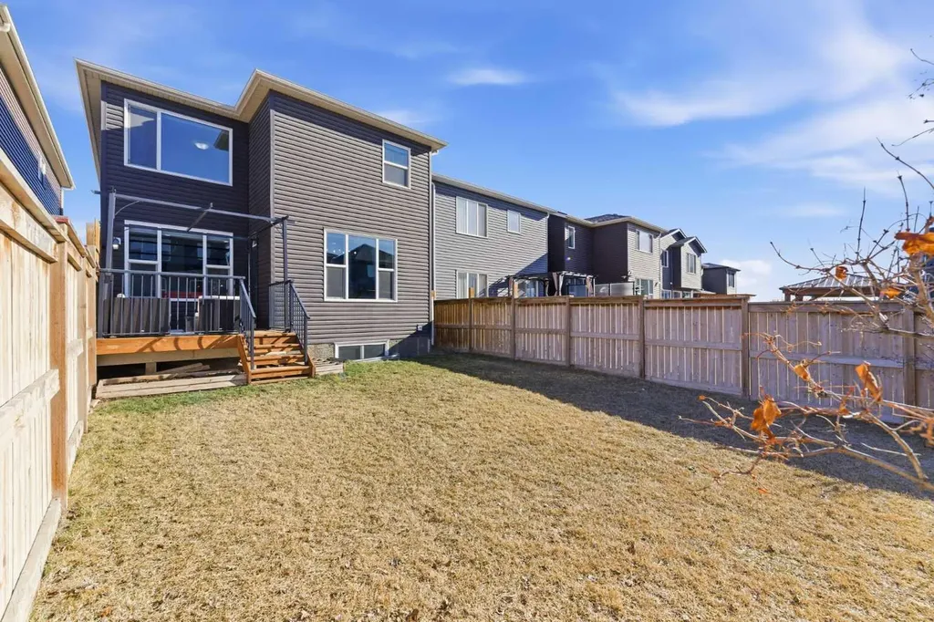 29 Belmont Terrace SW Calgary AB T2X 4H7