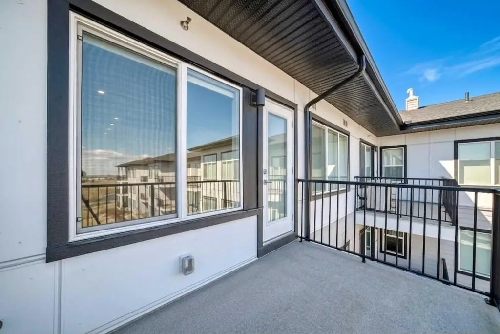 395 Skyview Parkway NE Calgary AB T3N2K1
