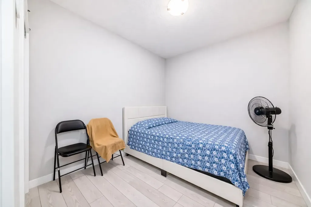 395 Skyview Parkway NE Calgary AB T3N2K1