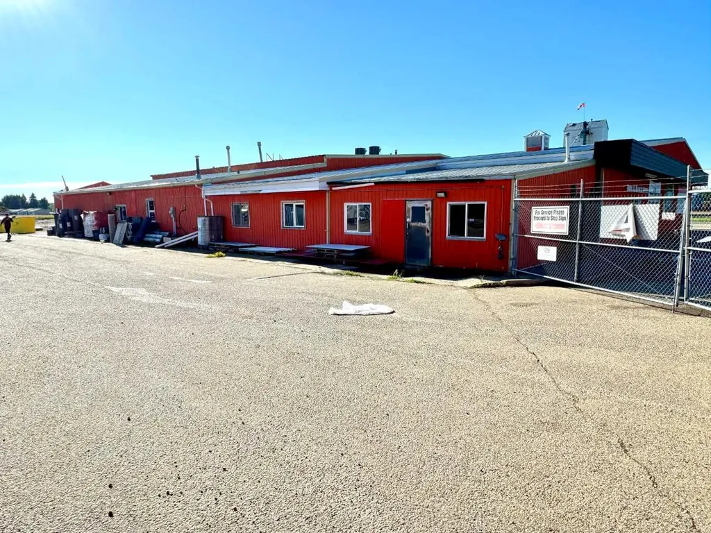 6103 54 Street Ponoka AB T4J 1P8