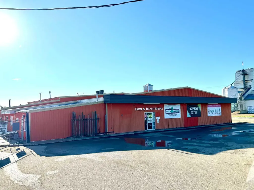 6103 54 Street Ponoka AB T4J 1P8