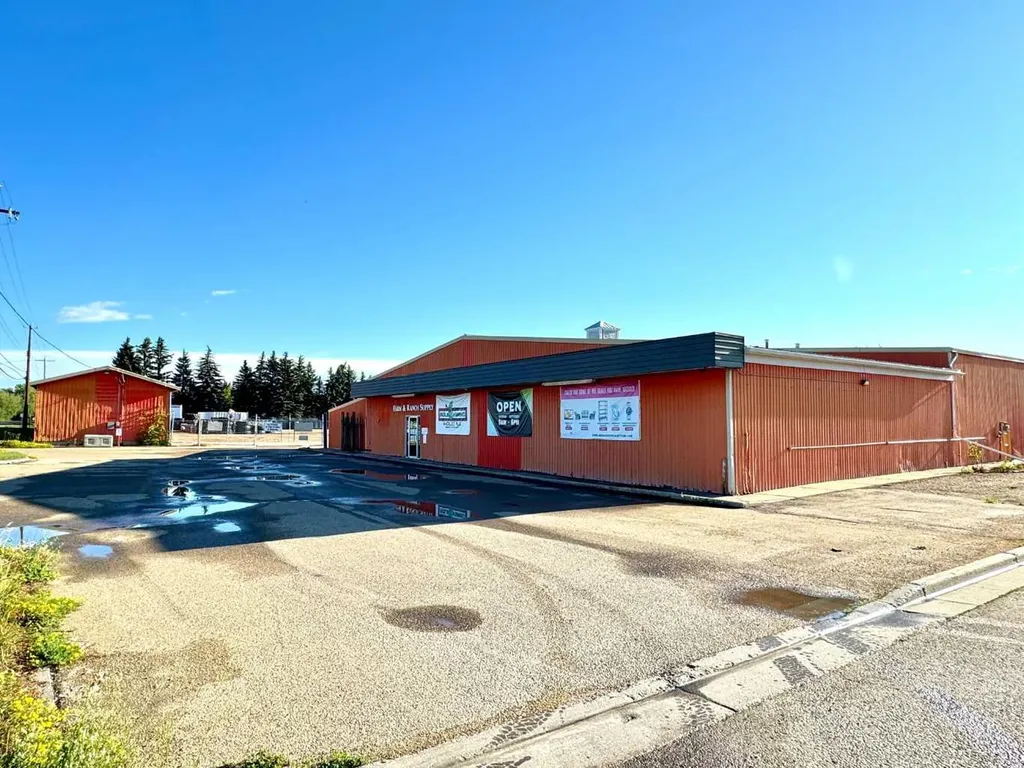 6103 54 Street Ponoka AB T4J 1P8