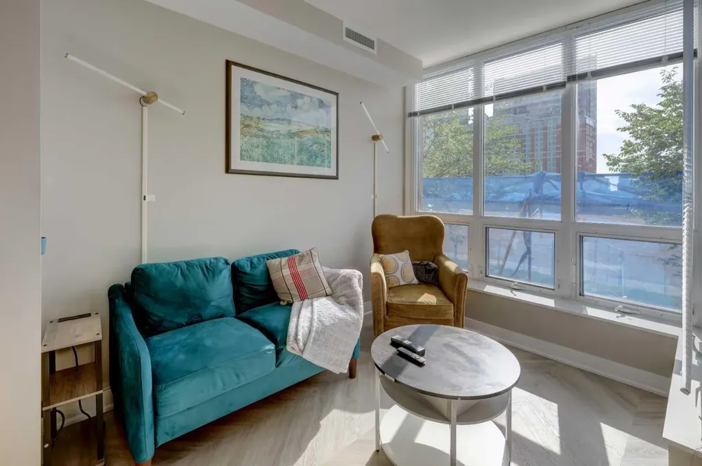 222 Riverfront Avenue SW Calgary AB T2P0X2