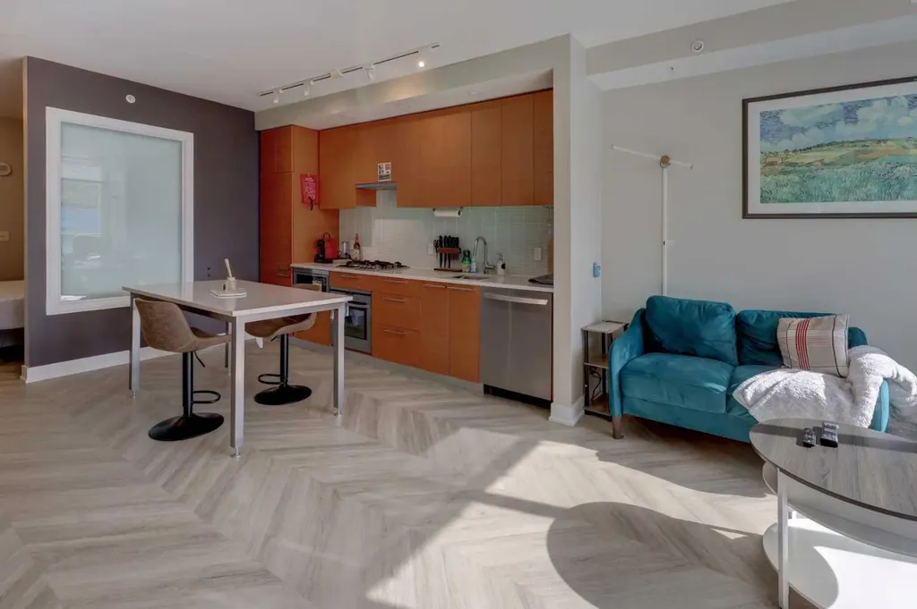 222 Riverfront Avenue SW Calgary AB T2P0X2