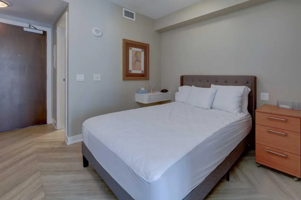 222 Riverfront Avenue SW Calgary AB T2P0X2