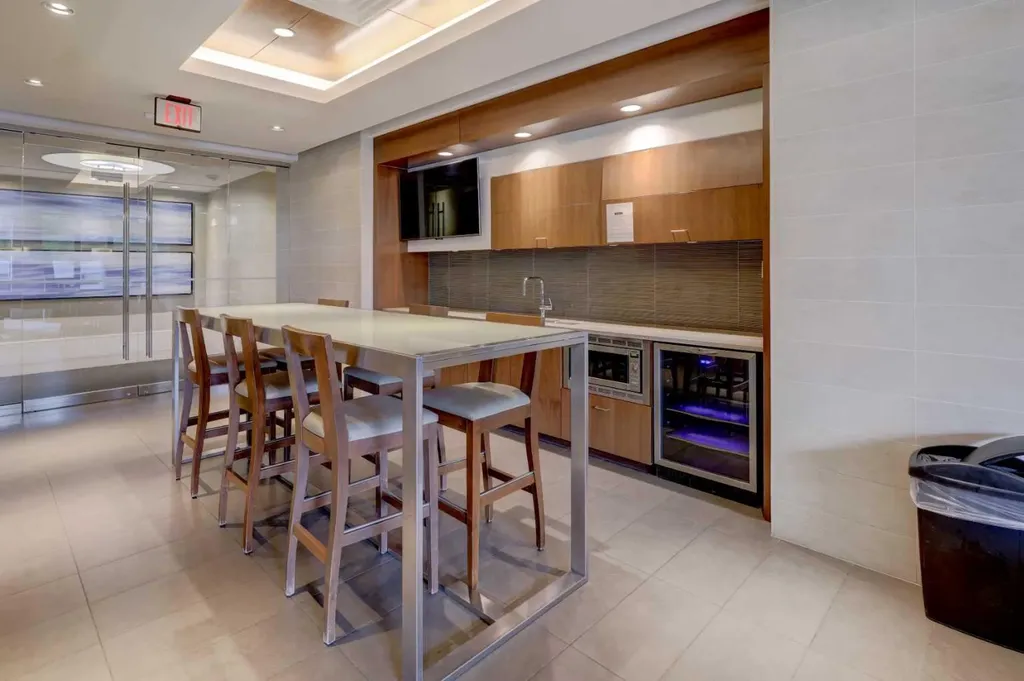 222 Riverfront Avenue SW Calgary AB T2P0X2